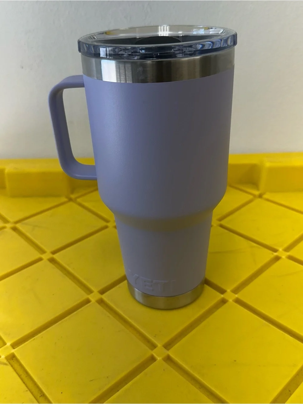 YETI Rambler 30 oz. Travel Mug with Stronghold Lid Cosmic Lilac Magslider Lid